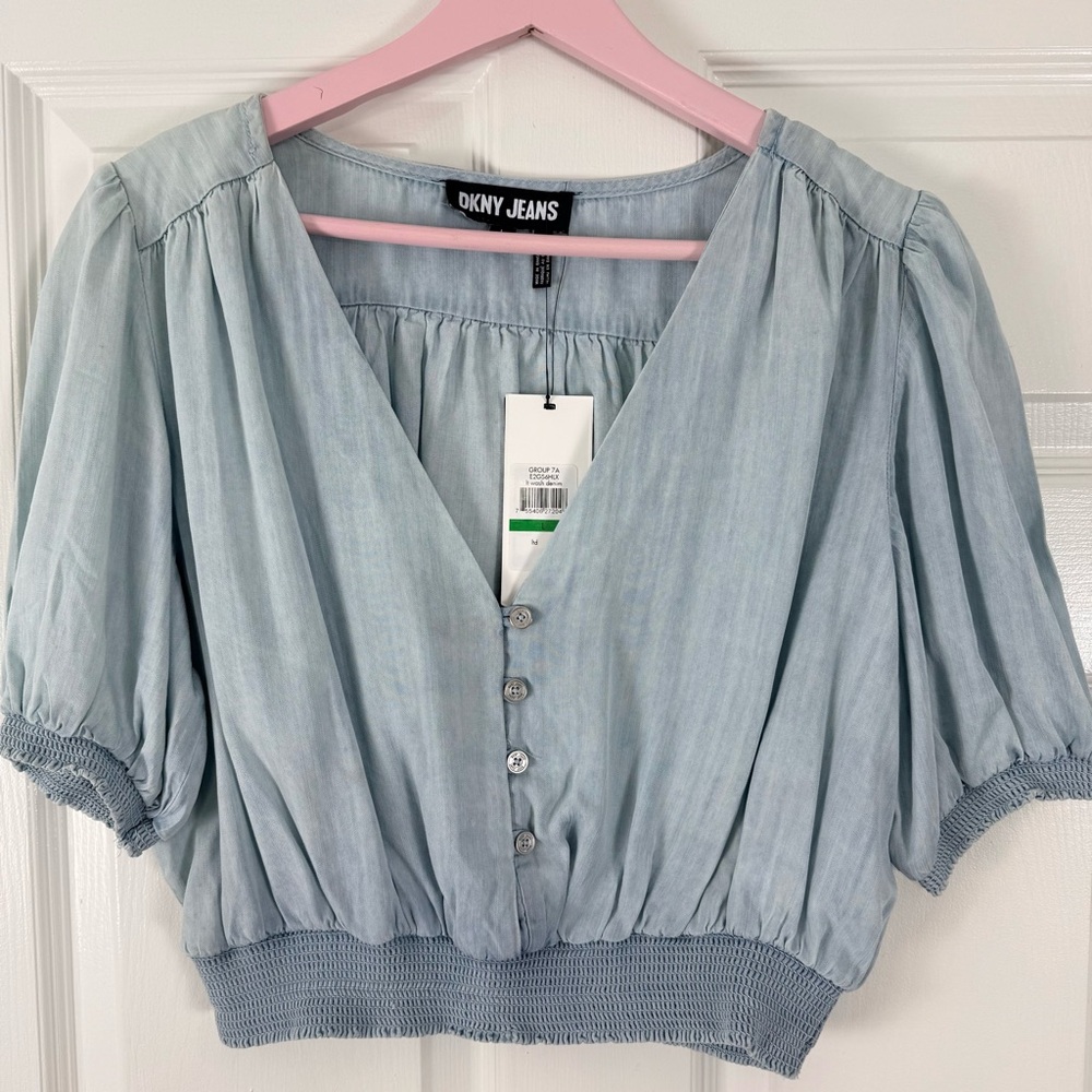 NEW DKNY Light Denim Blue Cropped Top Size Large